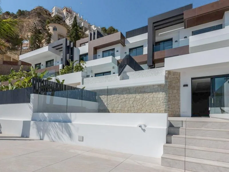 Luxury duplex apartment in Benidorm with sea views and private pool