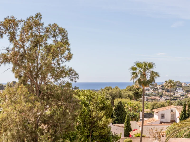 Charming 4-Bedroom Villa with Pool in Moraira
