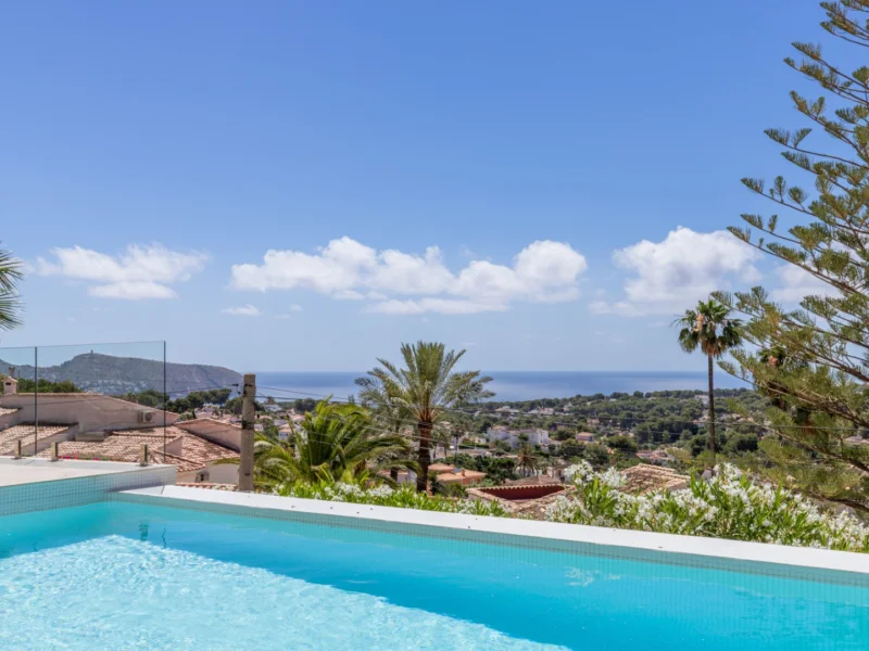 Villa for sale in Moraira, Benimeit with private pool and panoramic sea views