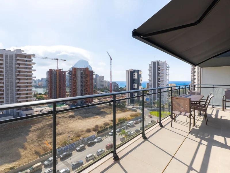Modern 3-bedroom apartment for sale in Calpe with terrace