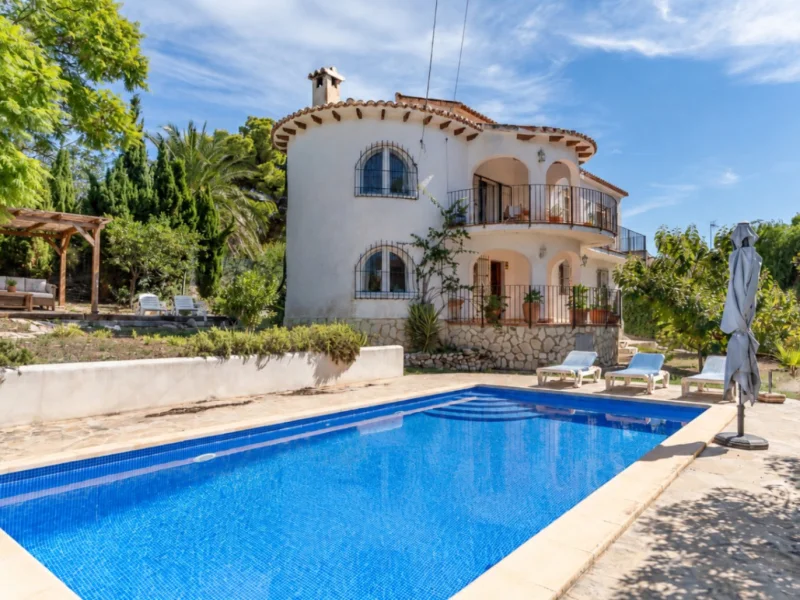 Villa for sale in Jávea, Tosalet with private pool