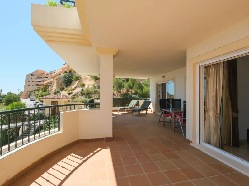 Apartment for sale in Altea with terrace and sea views