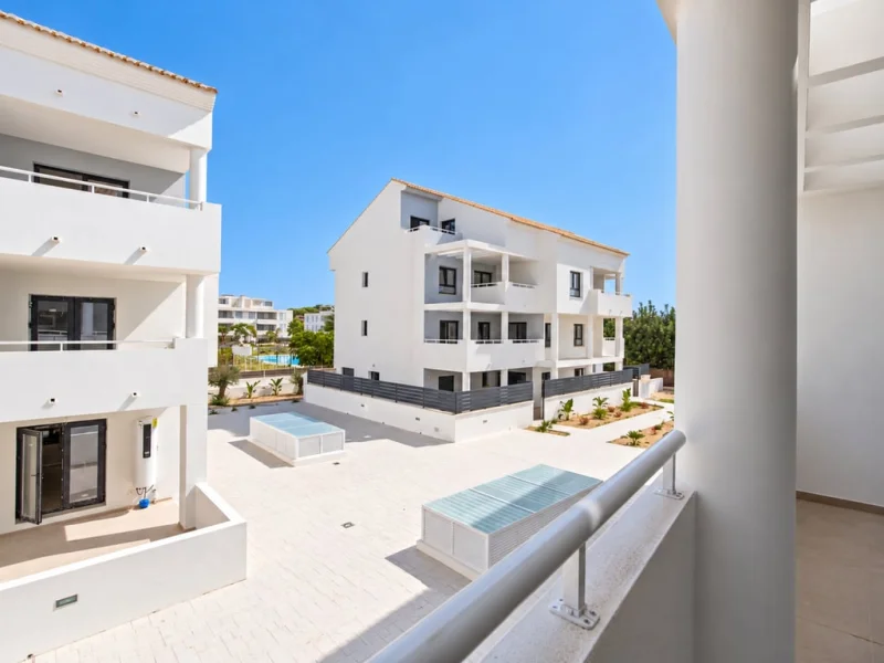 Modern 3-bedroom apartment for sale in Jávea near the beach