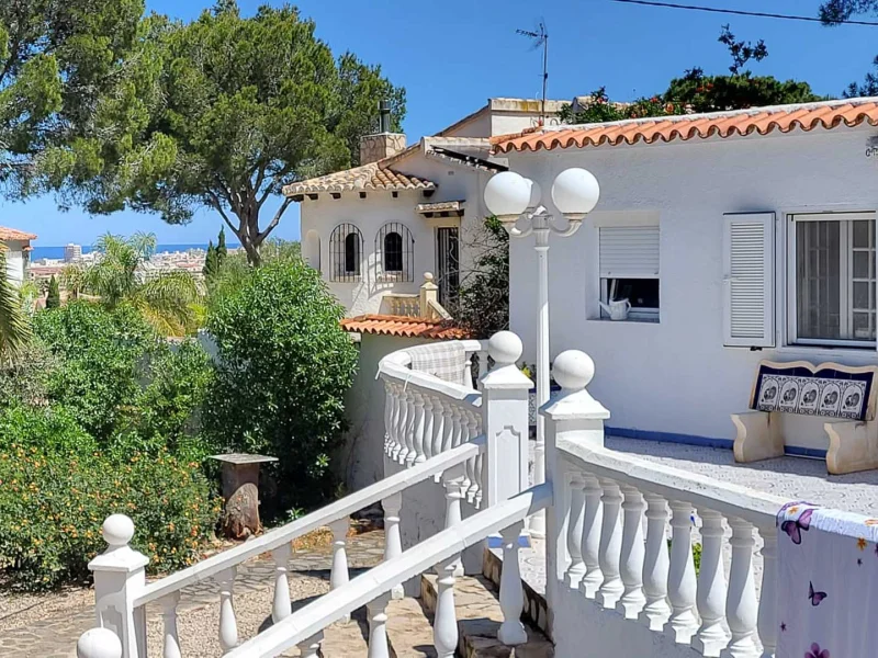 Villa for sale in La Pedrera, Dénia, with sea views and pool