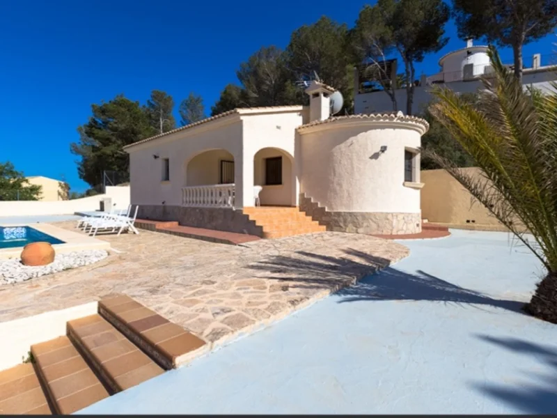 Villa in Calpe, Cometa with private pool and mountain views