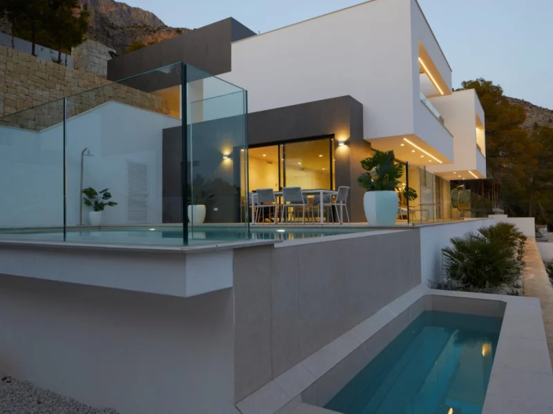 Modern four-bedroom villa with sea views in Sierra de Altea