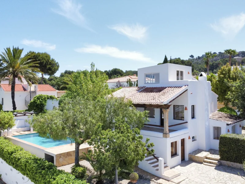 Charming Villa in Jávea, Tosalet with Private Pool
