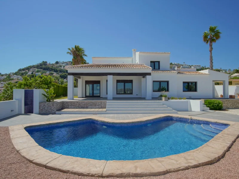 Mediterranean villa with sea views in Moraira, La Sabatera
