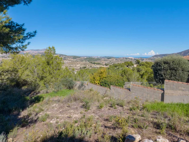 Plot with sea views in Benimeit, Moraira