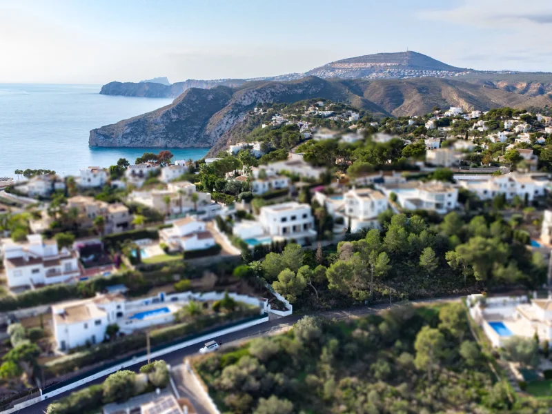 Large building plot with sea views in Granadella-Ambolo, Jávea
