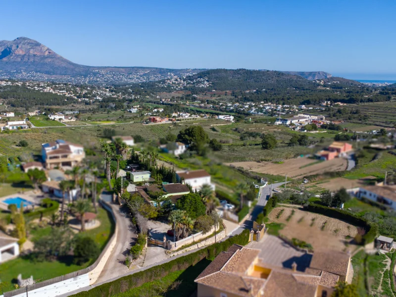 Traditional villa in Benitachell with panoramic sea and mountain views