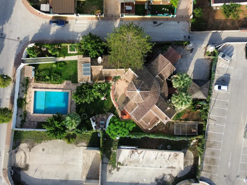 Charming Villa for Sale in Jávea Pueblo, with Private Pool