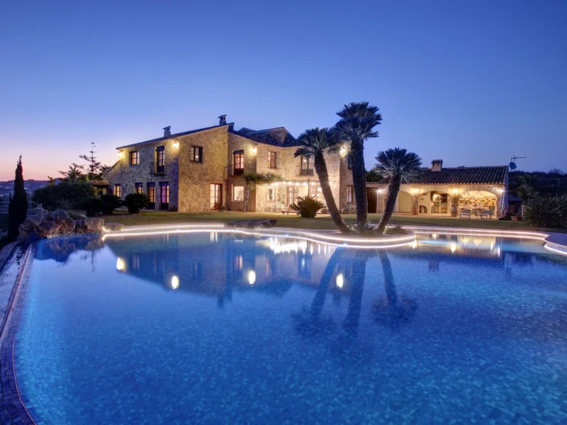 Authentic Mediterranean finca in Moraira with sea views