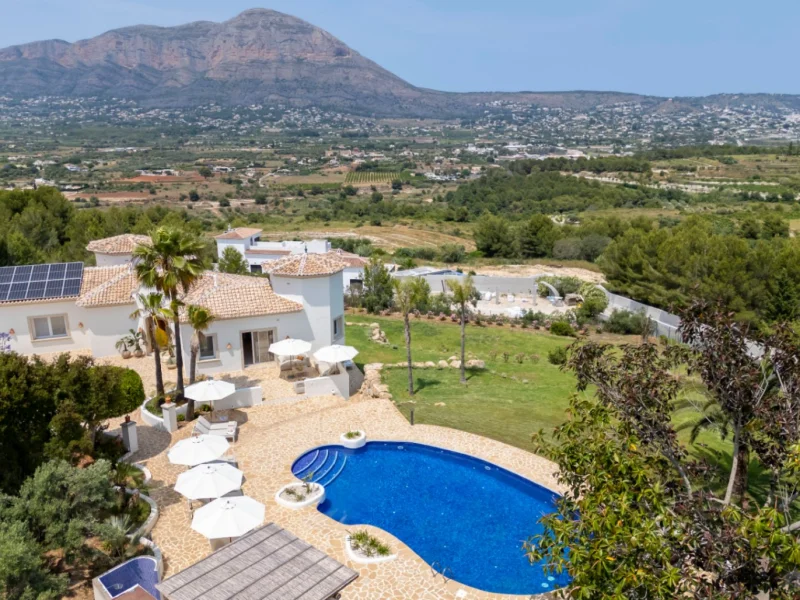 8 Bedroom Villa for Sale in Jávea, Tarraula, with Pool and Views