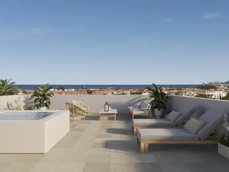 New build penthouse with sea views in Jávea