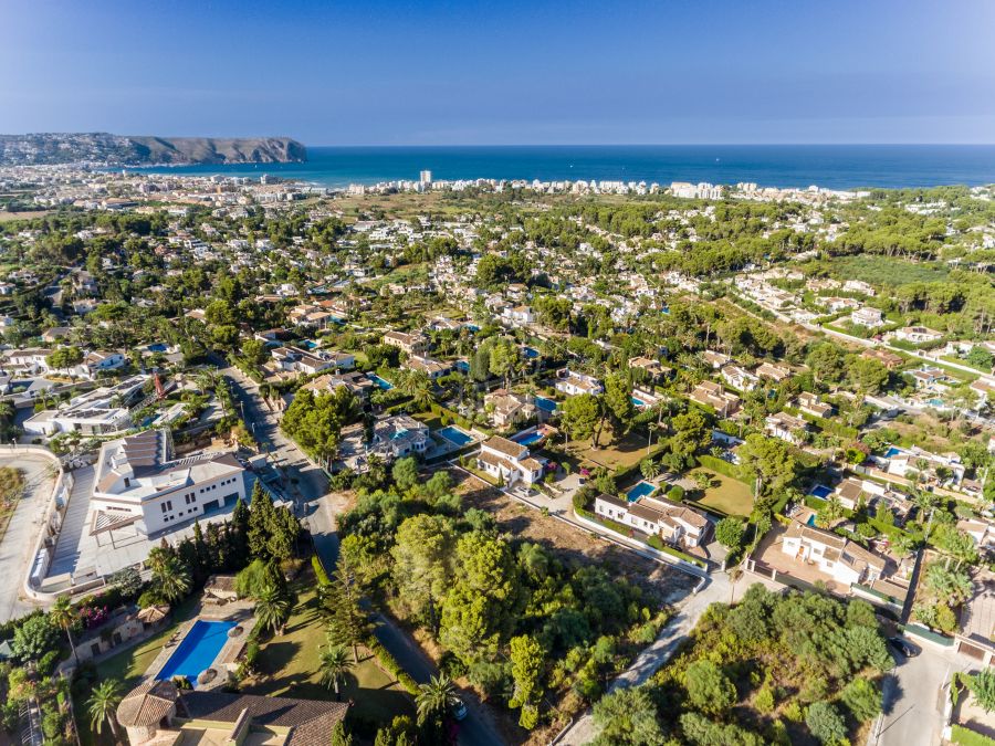 Properties for sale in Adsubia (Jávea)