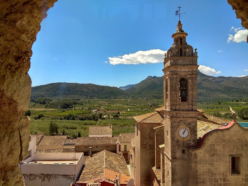 Properties for sale in Alcalalí