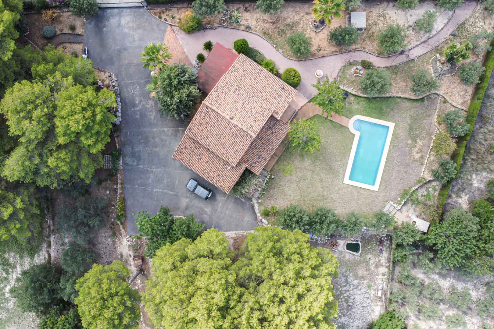 Charming four-bedroom villa with private pool and stables in Orba