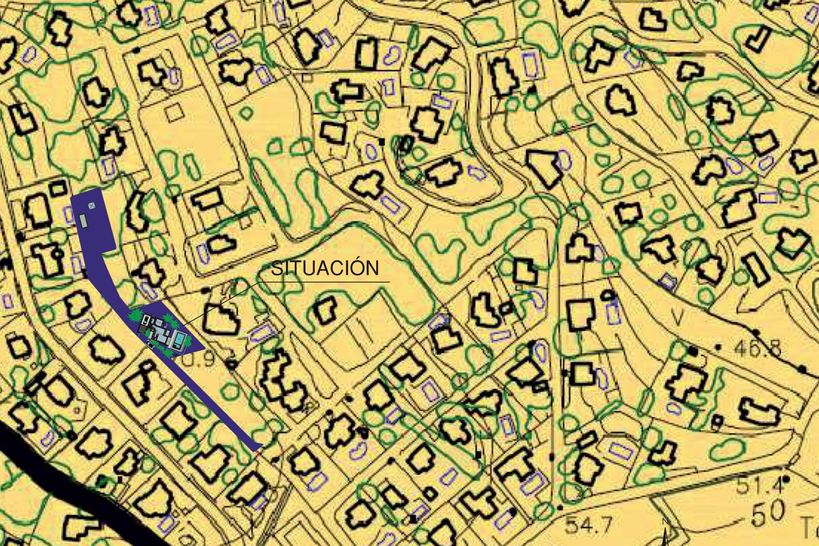 Cadastral site plan detailing the exact location of the property and its extensive 1,715 m2 plot within a consolidated residential area.
