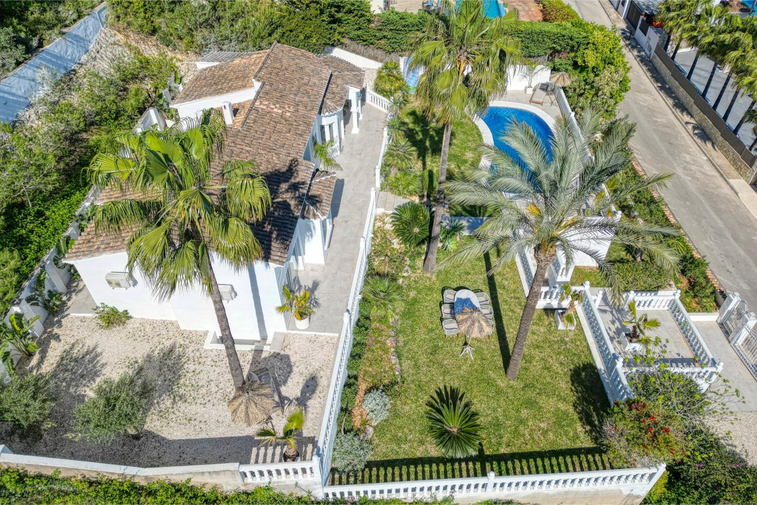 Jávea Villa: 3 Bed, 2 Bath, Pool & Garden - €995,000