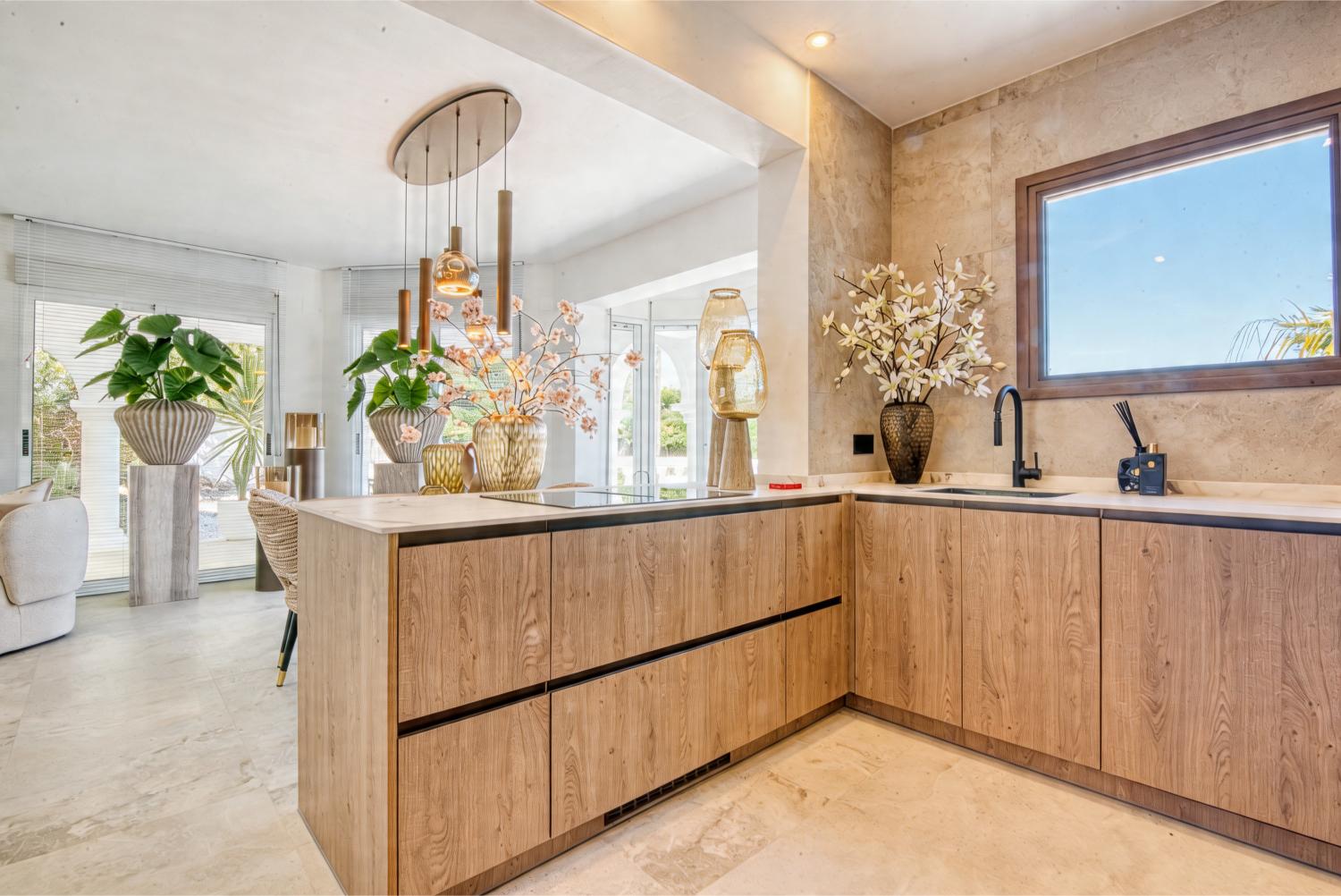 Jávea Villa: 3 Bed, 2 Bath, Pool & Garden - €995,000