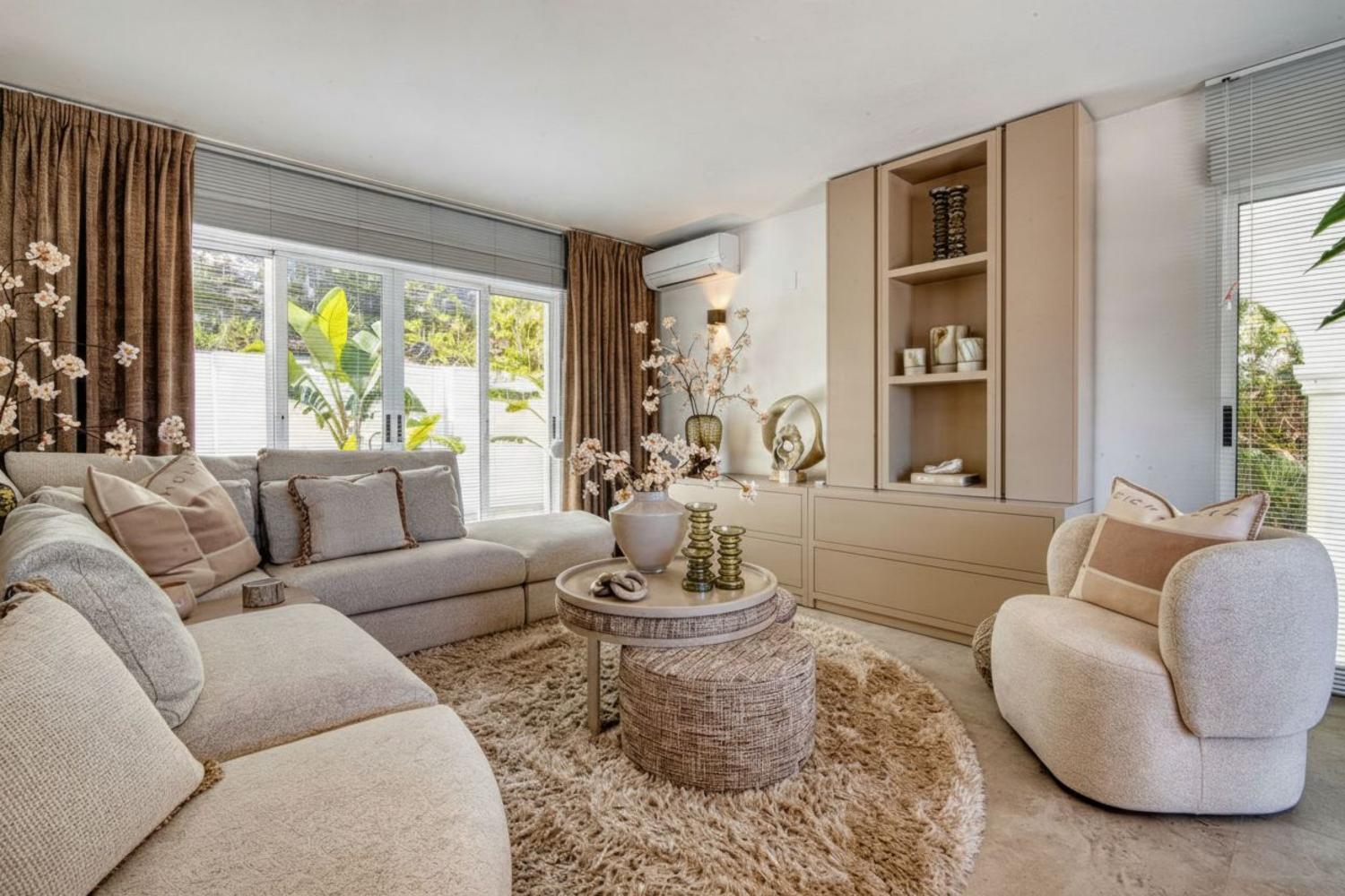 Jávea Villa: 3 Bed, 2 Bath, Pool & Garden - €995,000