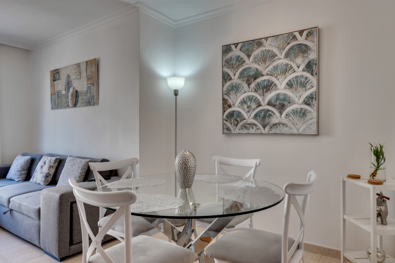 Charming 2 Bed, 2 Bath Apartment in Jávea Old Town - €265,000