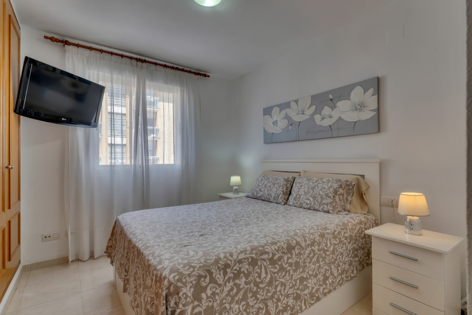 Charming 2 Bed, 2 Bath Apartment in Jávea Old Town - €265,000