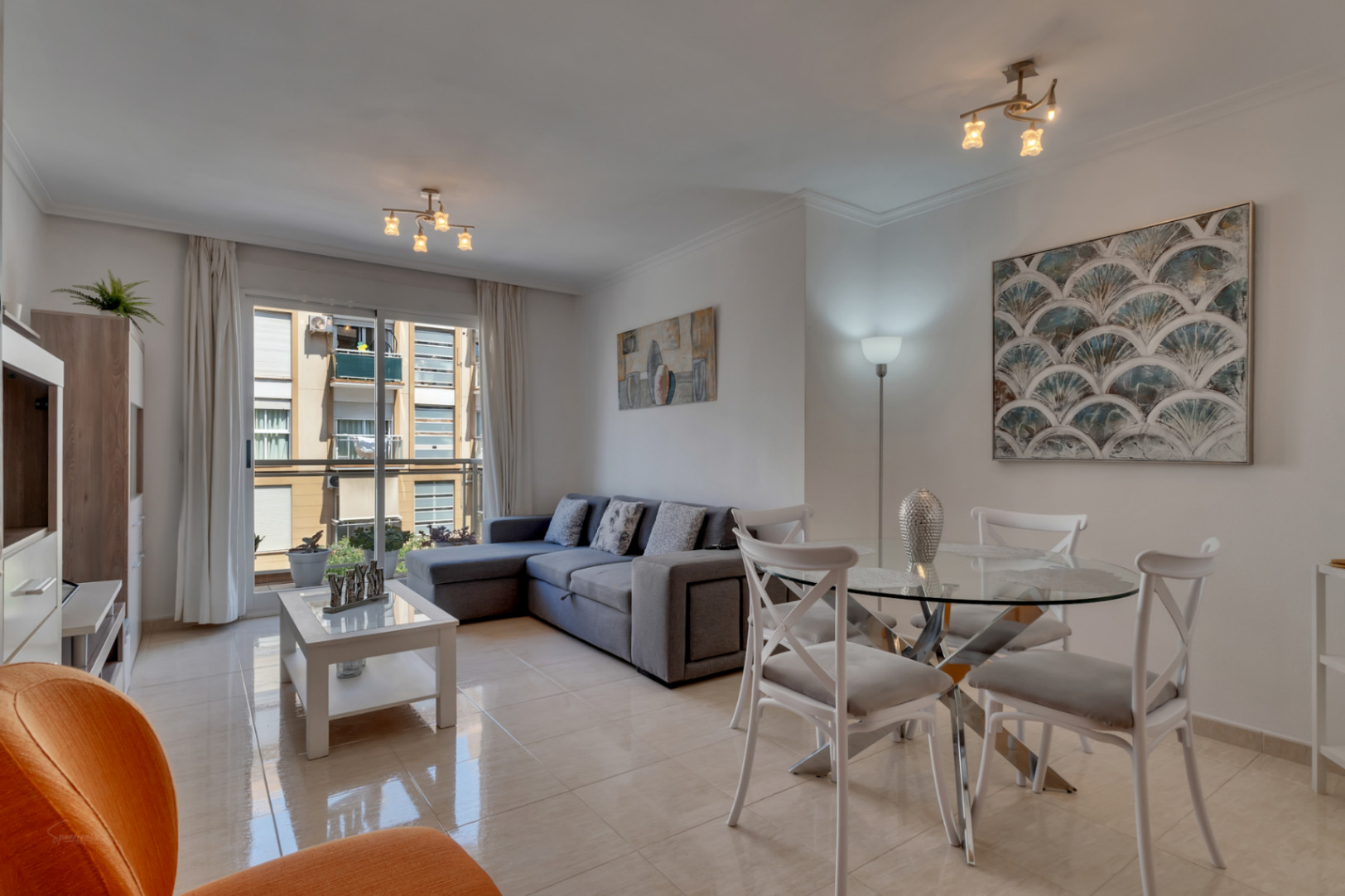 Charming 2 Bed, 2 Bath Apartment in Jávea Old Town - €265,000