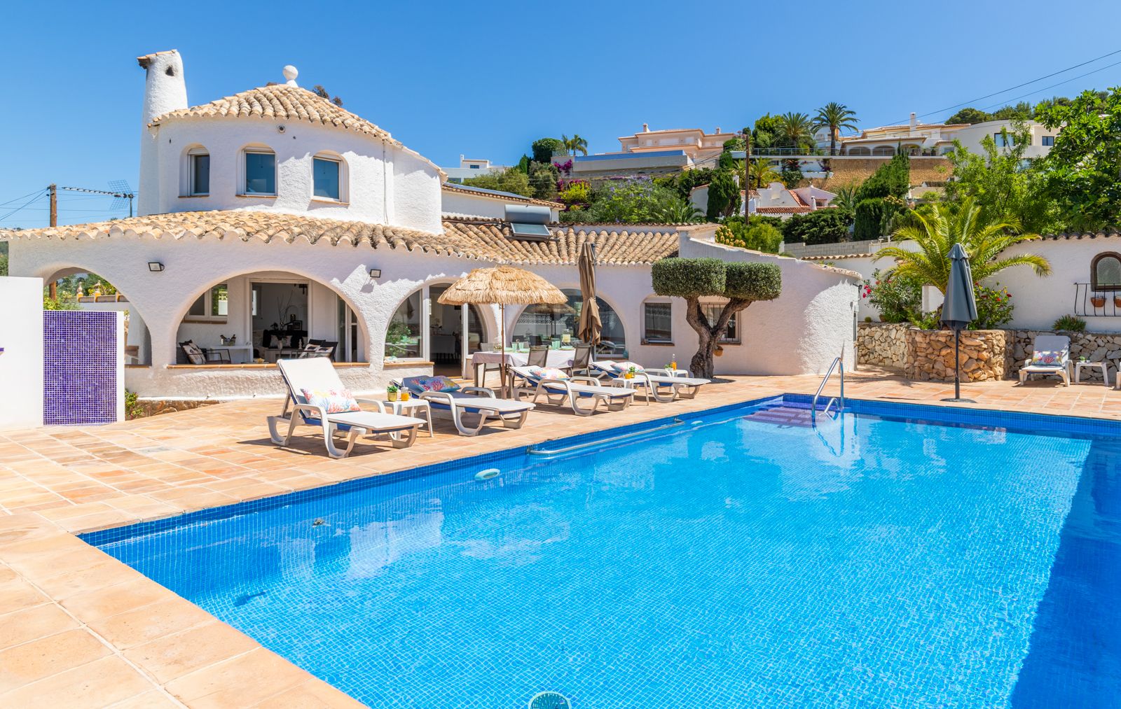 Benissa Villa with Sea Views: 3 Beds, 3 Baths, Pool - €748,000