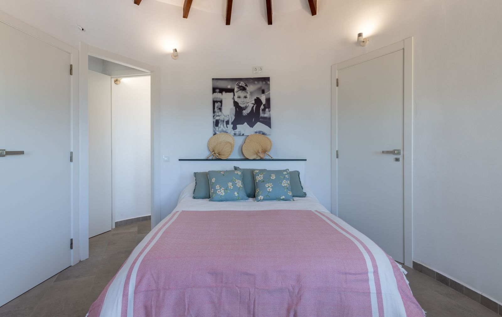 Benissa Villa with Sea Views: 3 Beds, 3 Baths, Pool - €748,000