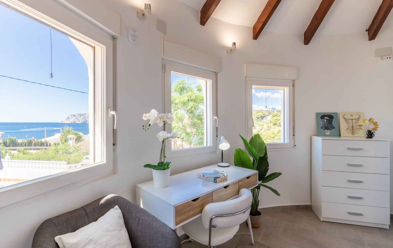 Benissa Villa with Sea Views: 3 Beds, 3 Baths, Pool - €748,000