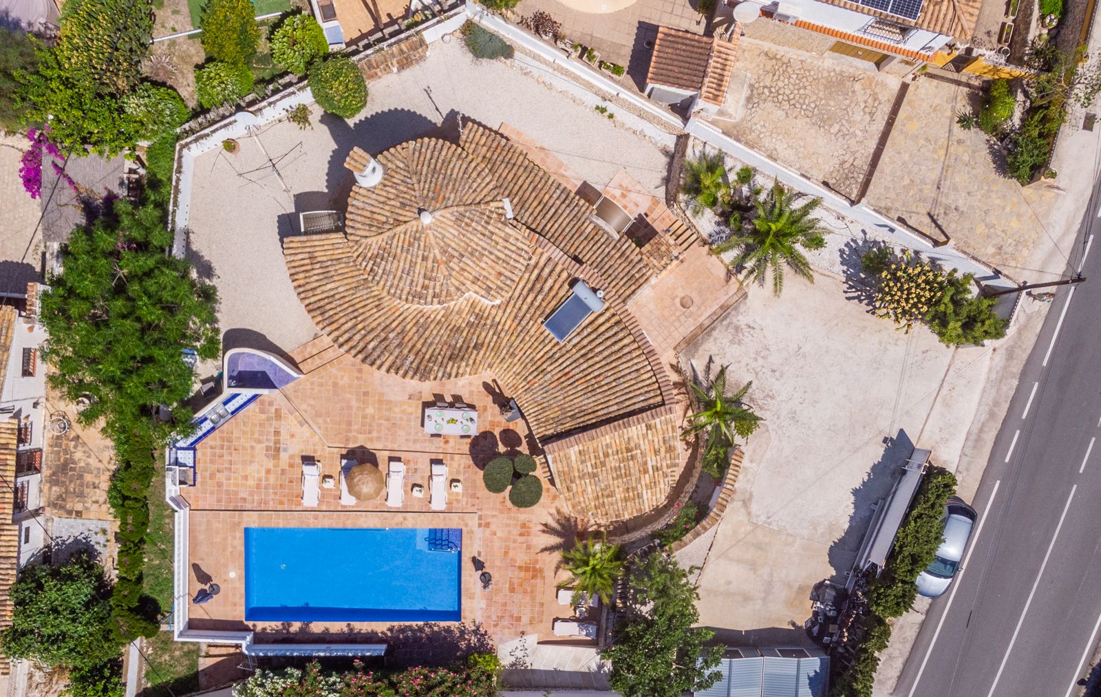 Benissa Villa with Sea Views: 3 Beds, 3 Baths, Pool - €748,000