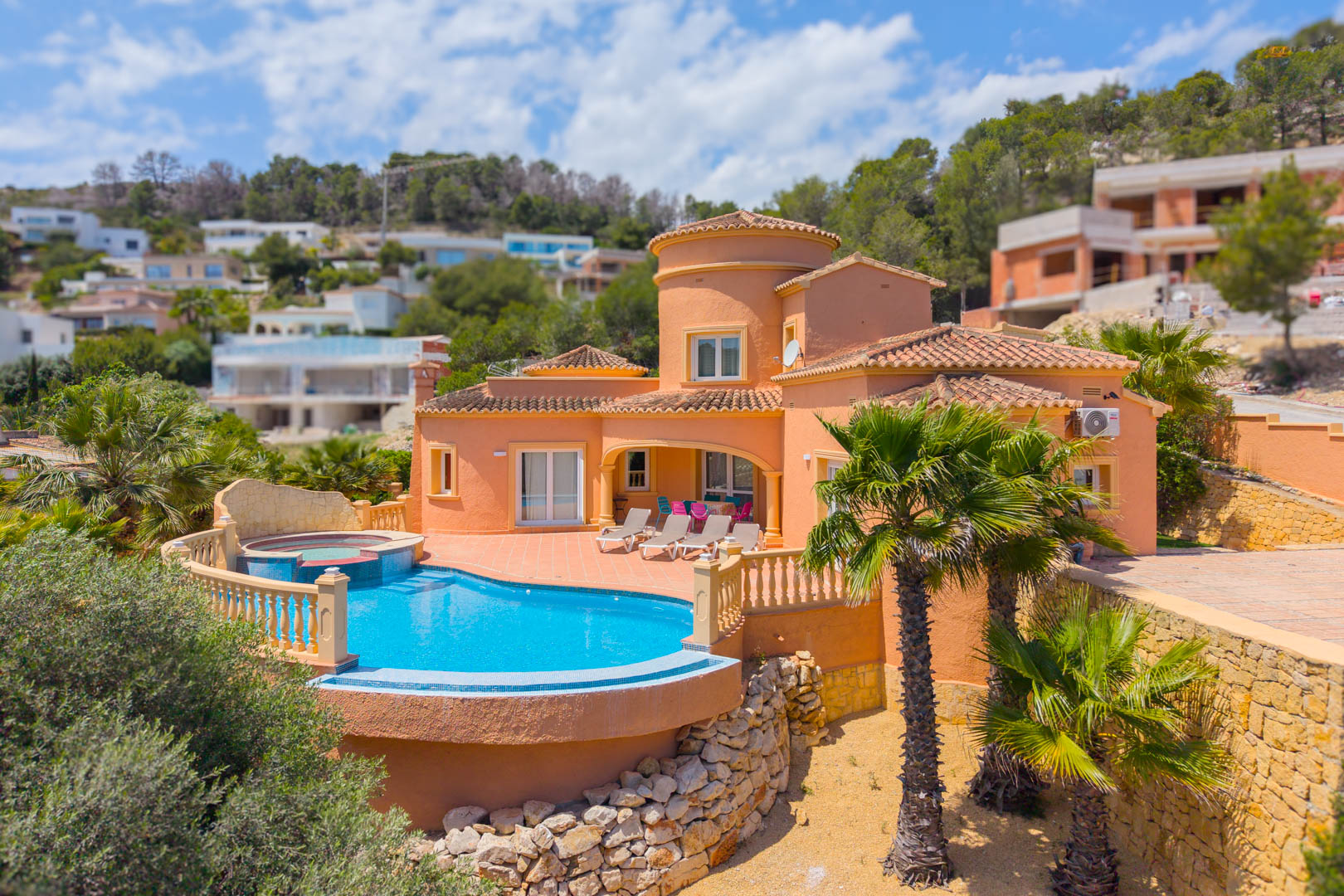 Jávea Villa: 3 Bed, 3 Bath Oasis with Private Garden & Pool