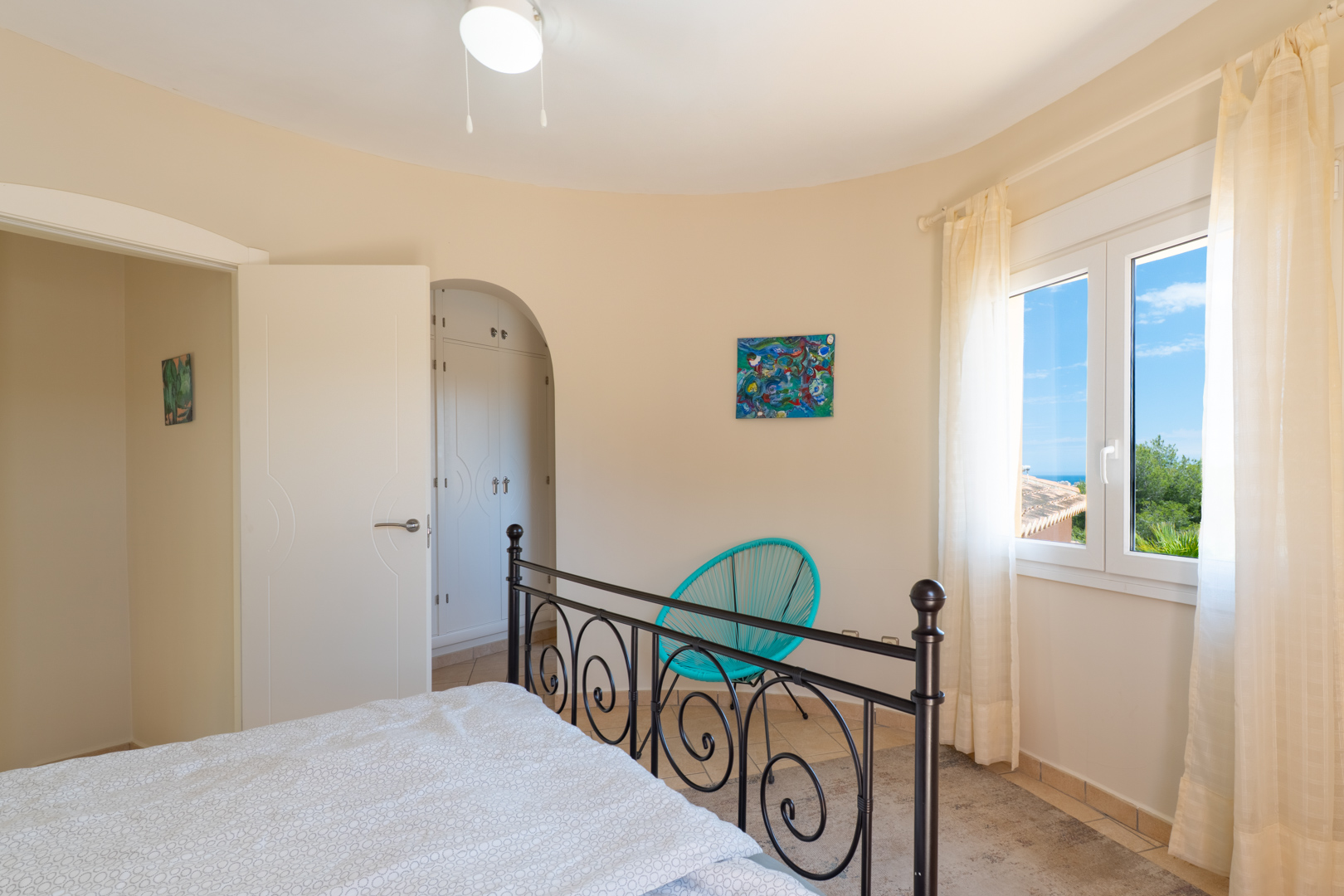 Jávea Villa: 3 Bed, 3 Bath Oasis with Private Garden & Pool