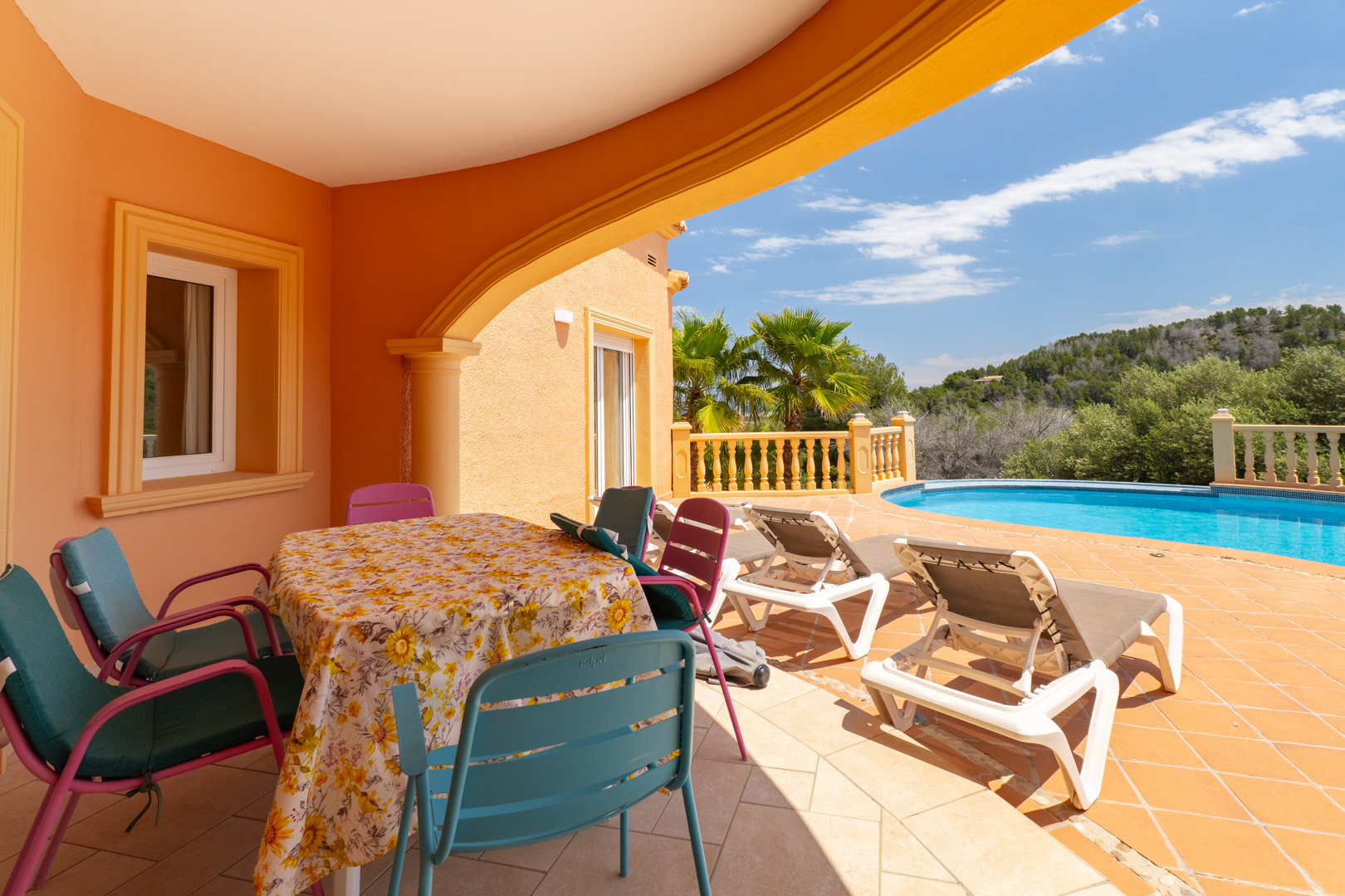 Jávea Villa: 3 Bed, 3 Bath Oasis with Private Garden & Pool