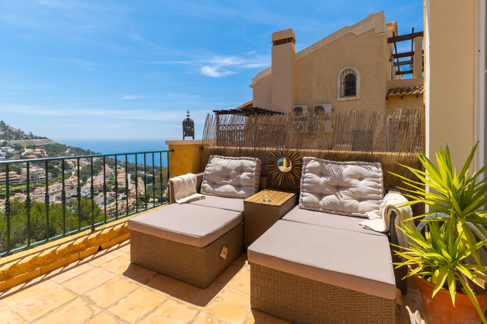 Modern 2 Bed **Apartment** in **Altea Hills**, **Altea**