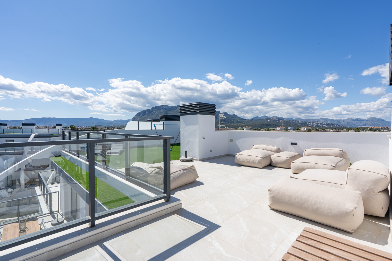 New 3-Bedroom Apartment in Dénia: Modern Living Awaits