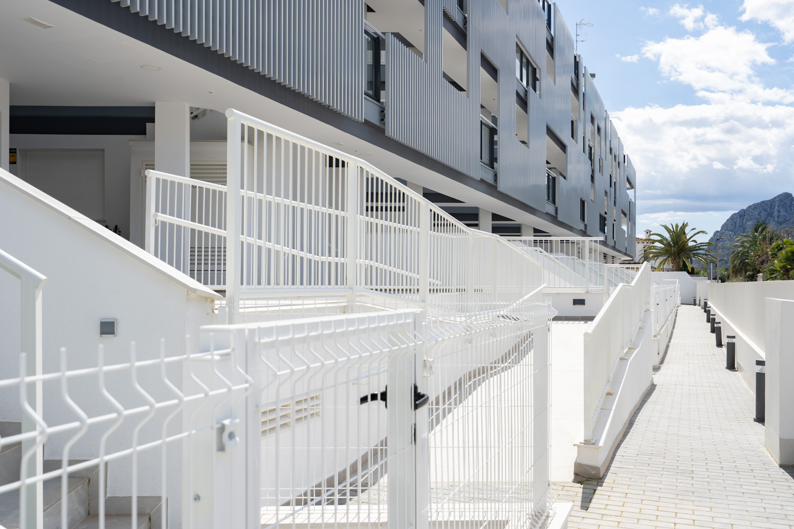 New 3-Bedroom Apartment in Dénia: Modern Living Awaits
