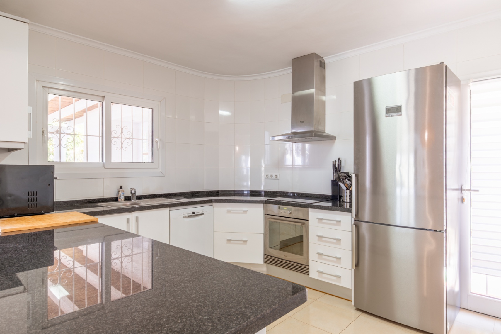 Charming 4-Bedroom Villa with Pool in Moraira