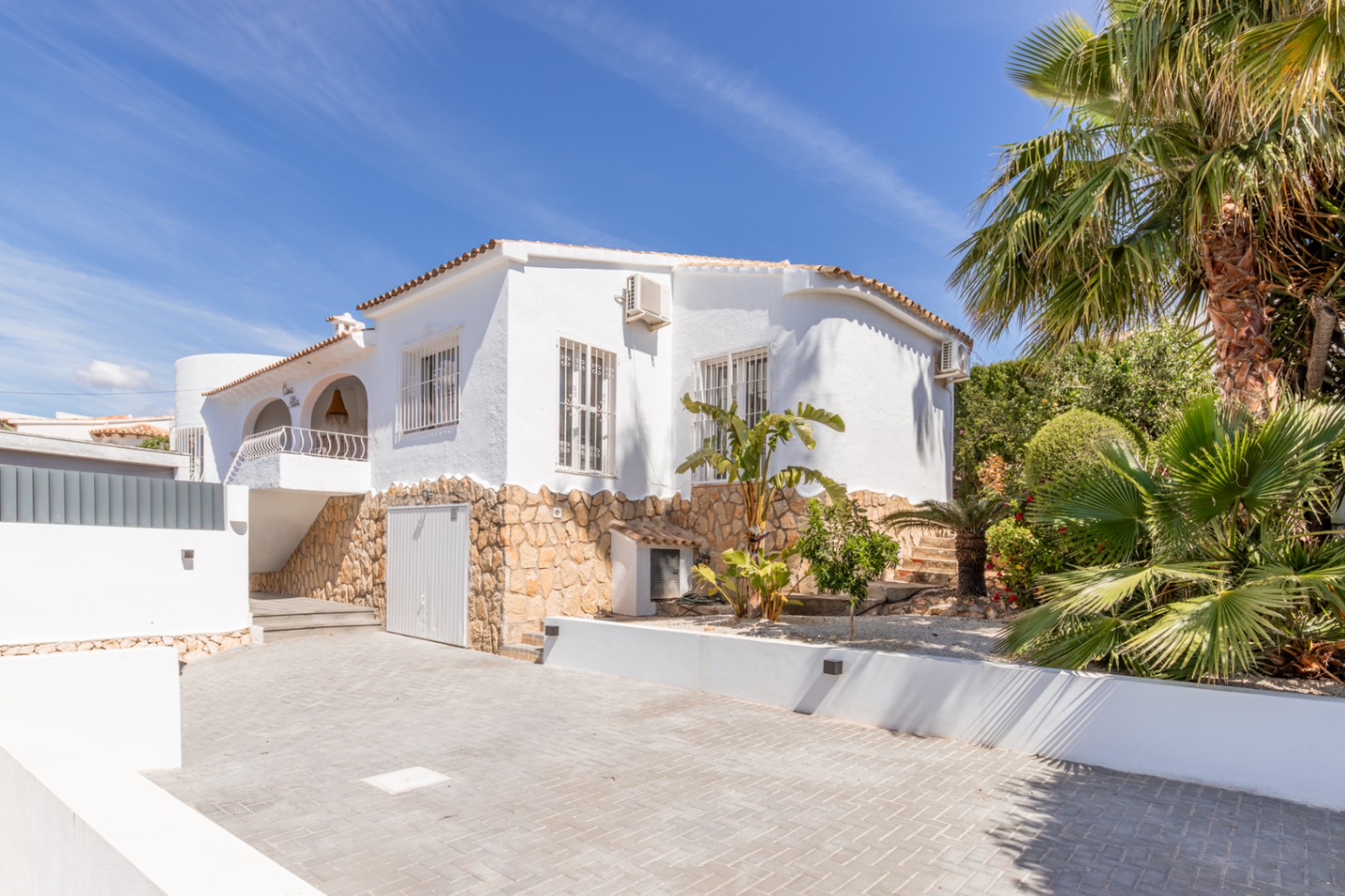 Charming 4-Bedroom Villa with Pool in Moraira