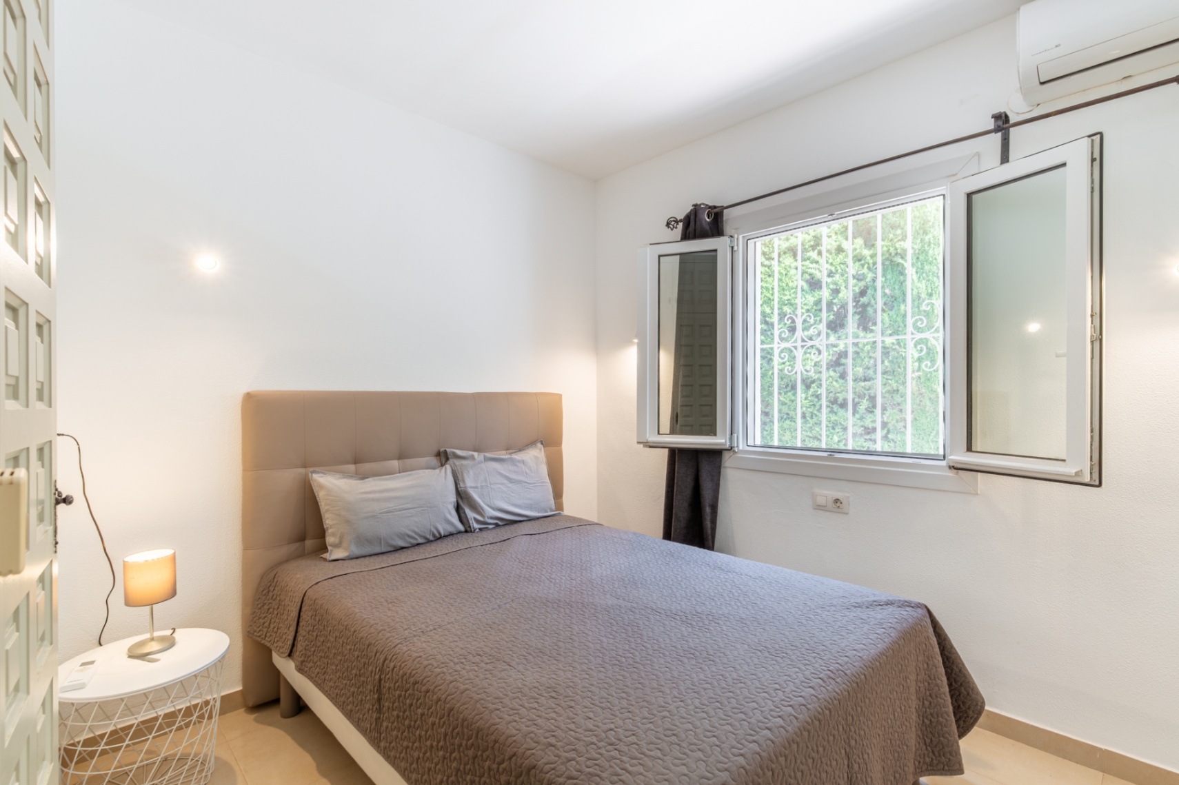 Charming 4-Bedroom Villa with Pool in Moraira