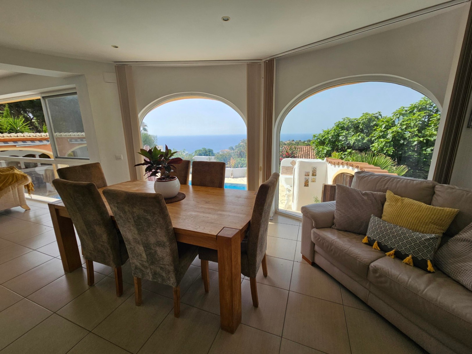 Living dining room with sea views