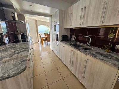 Open plan kitchen