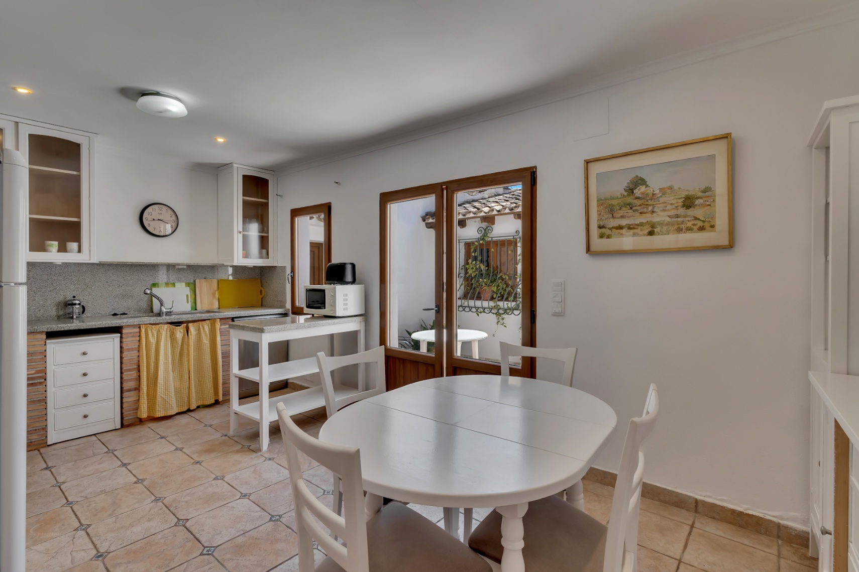 Kitchen and dining area