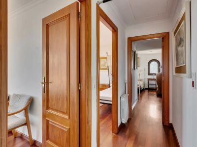 Hallway leading to bedrooms