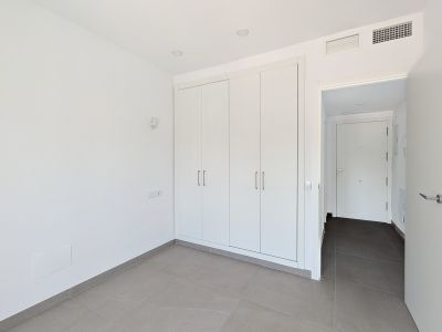 Bedroom with built-in wardrobe