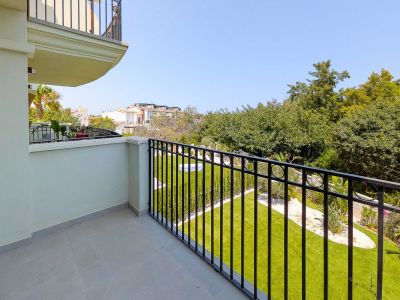 Terrace with garden view