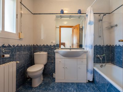 Bathroom with bathtub