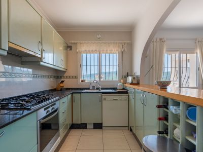 Semi-open kitchen